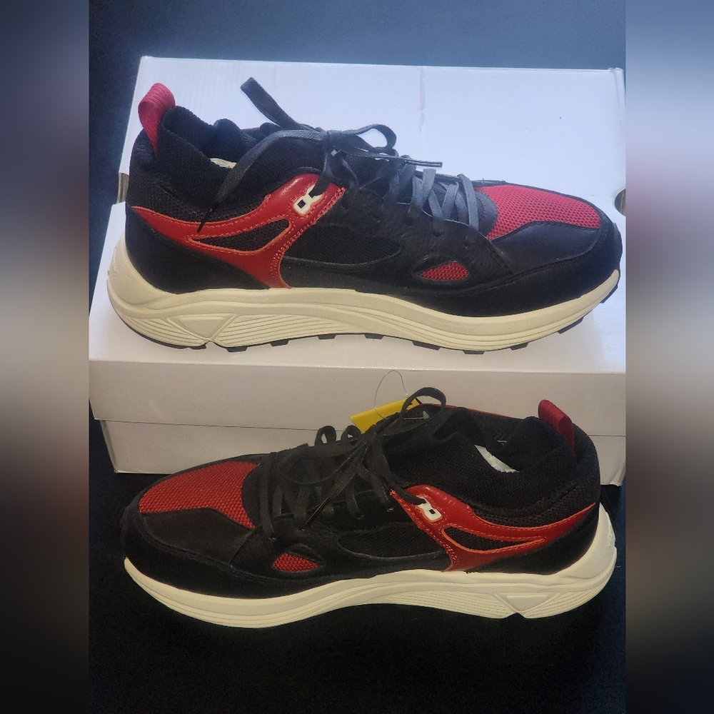 Brandblack Men's Aura Sneaker in Black & Red, Vibram Sole (10) NWT & Box